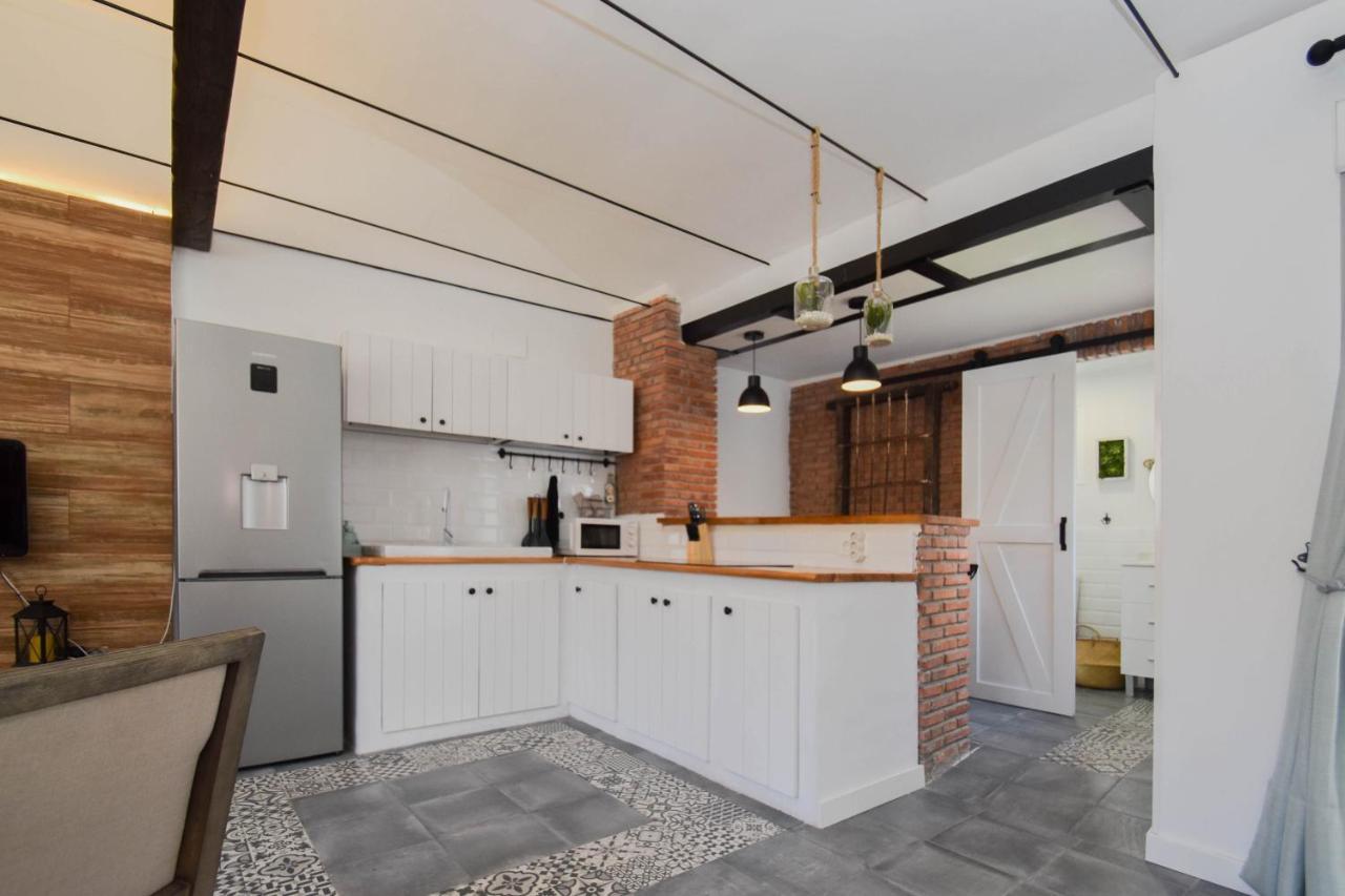 Helohome Huetor Vega Luaran gambar
